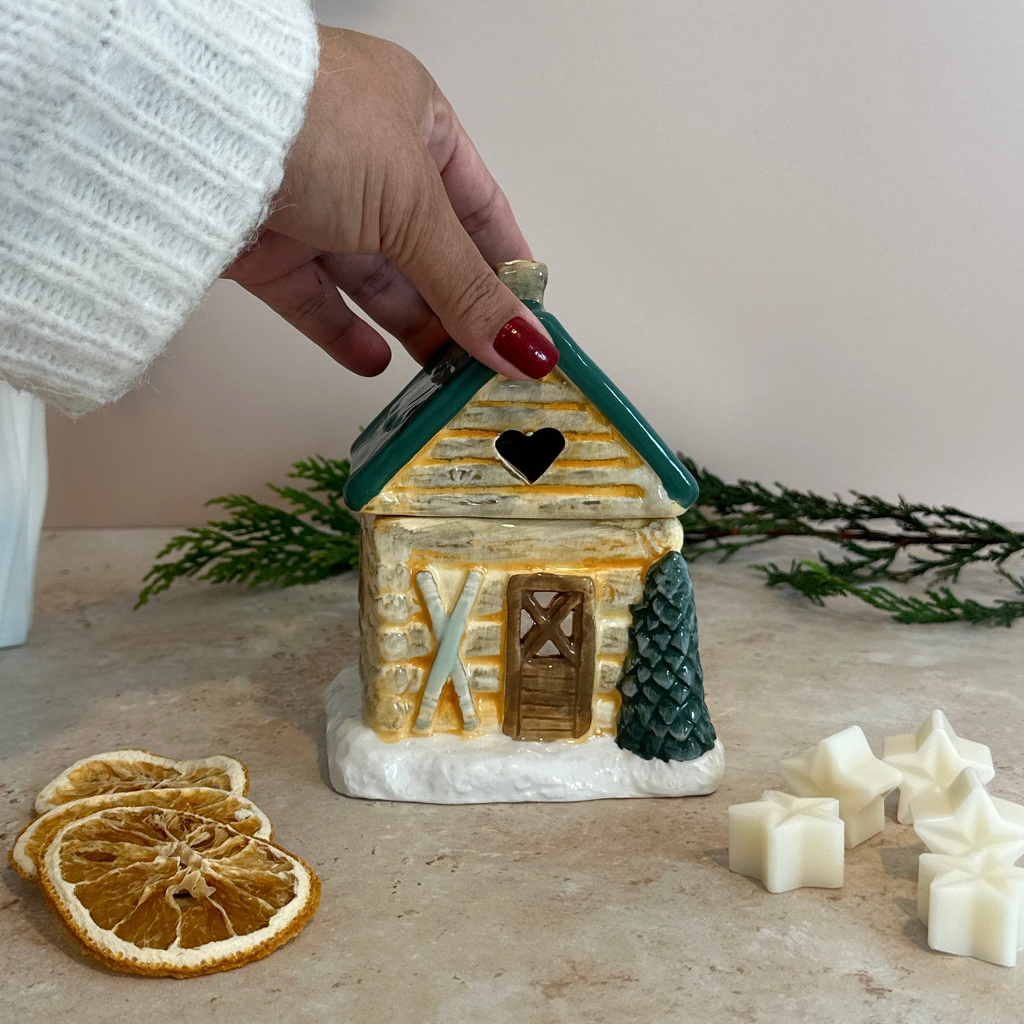 Cabin Ski Chalet Wax Burner
