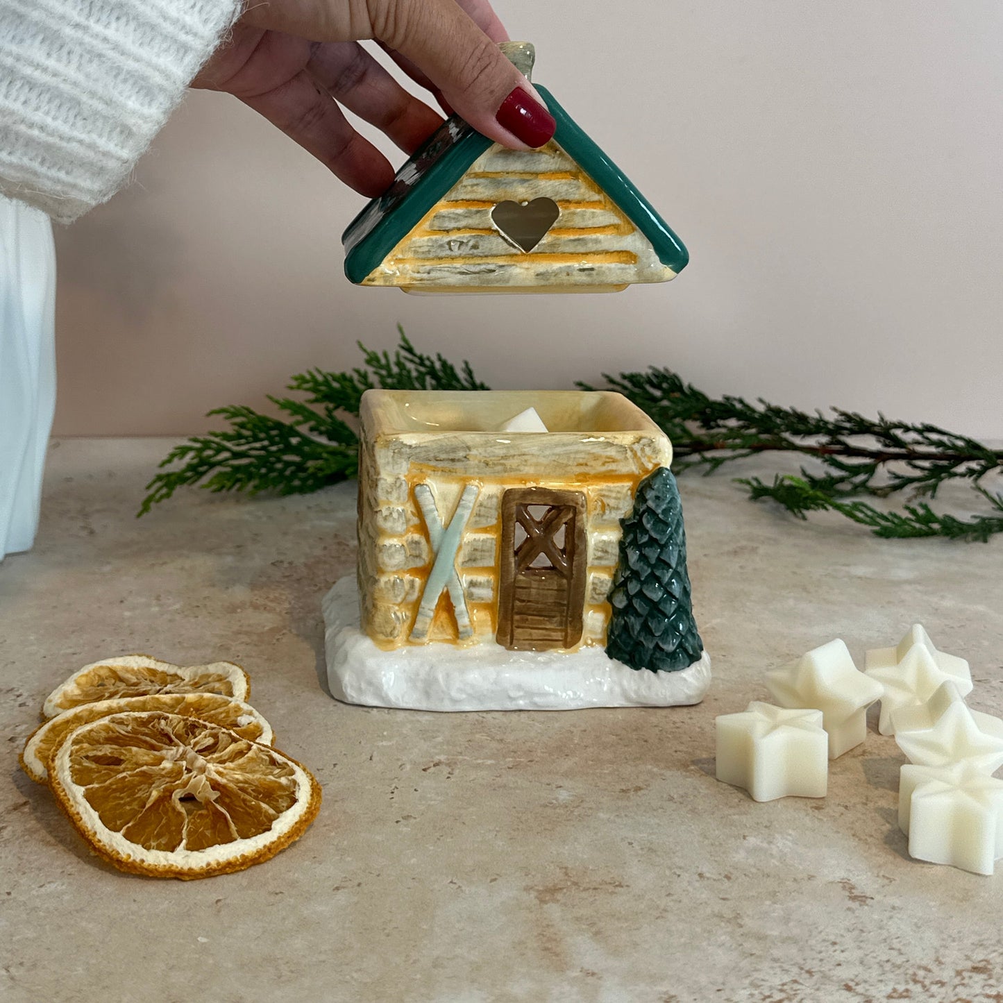 Cabin Ski Chalet Wax Burner