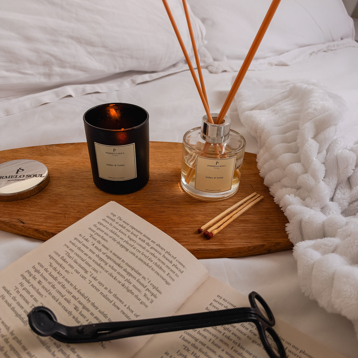 Amber & Tonka - Soy Candle