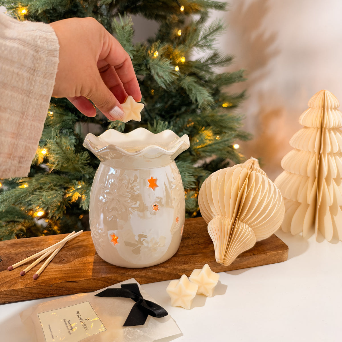 White Snowflake Oil Burner & Wax burner